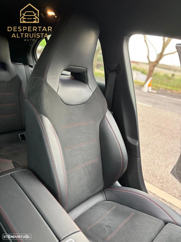 Mercedes-Benz A 250 e 8G-DCT AMG Line - 12