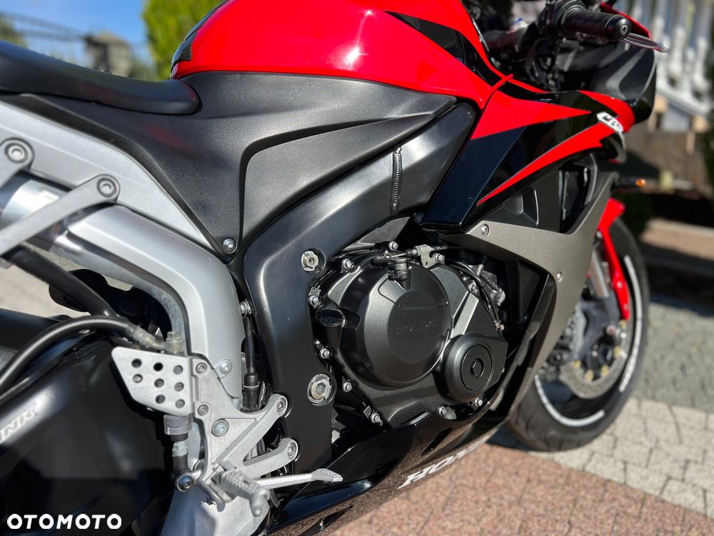 Honda CBR - 14