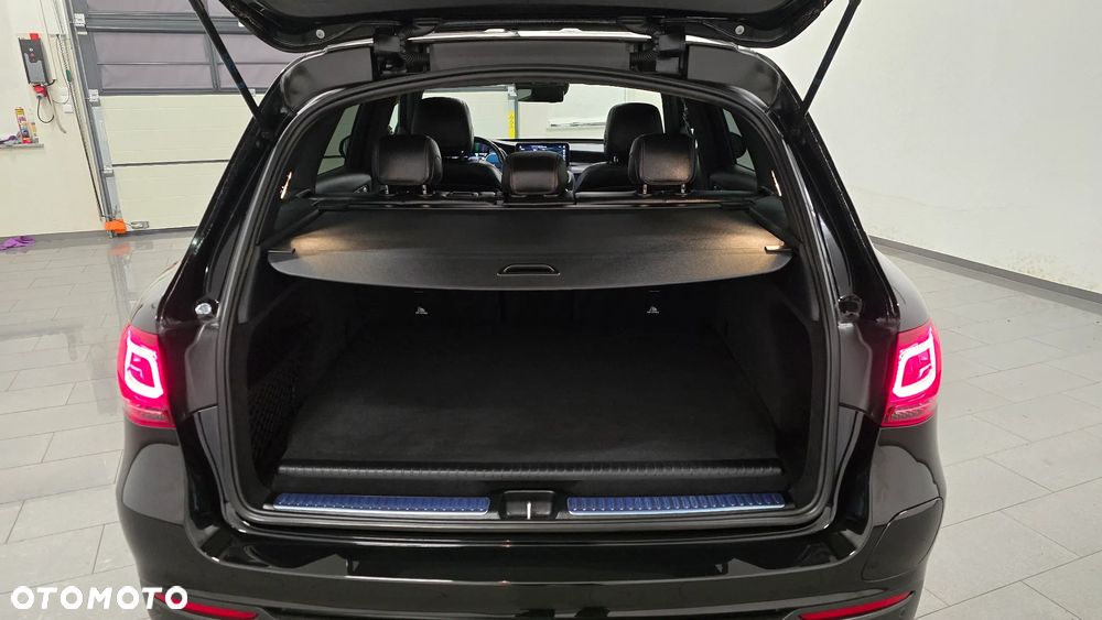 Mercedes-Benz GLC 300 de 4Matic 9G-TRONIC AMG Line Plus - 14