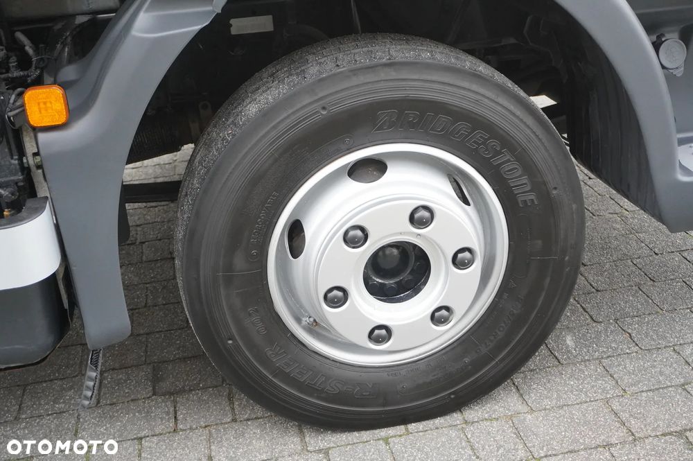 MAN TGL 12.190 / Zabudowa chłodnia 14 EPAL / Carrier Xarios 500 / 3 szt. - 14