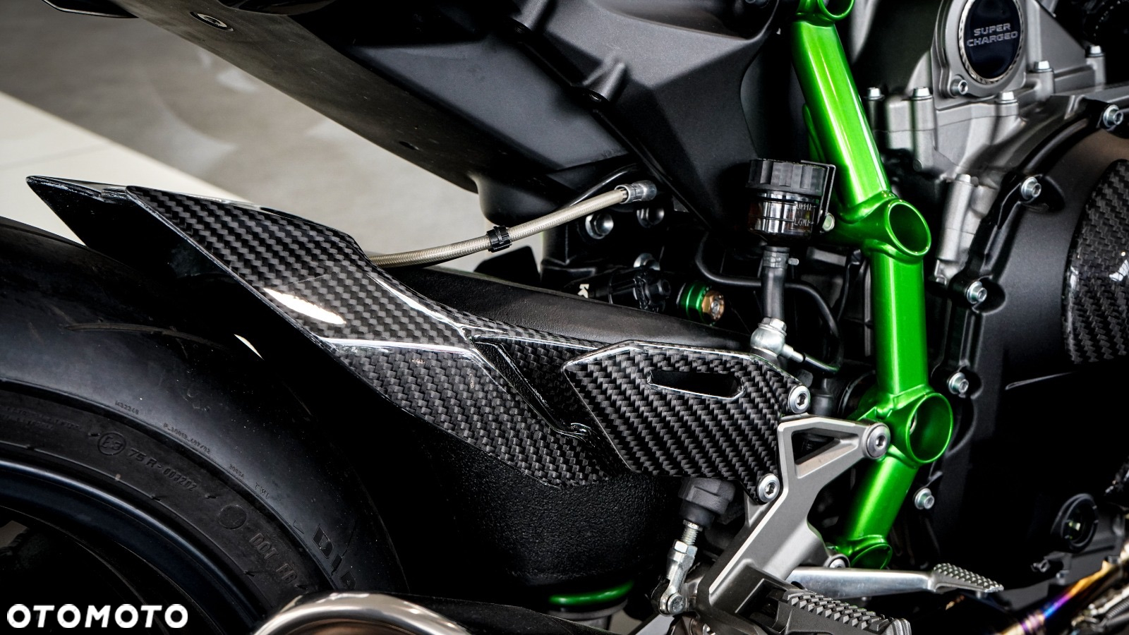 Kawasaki H2 - 32