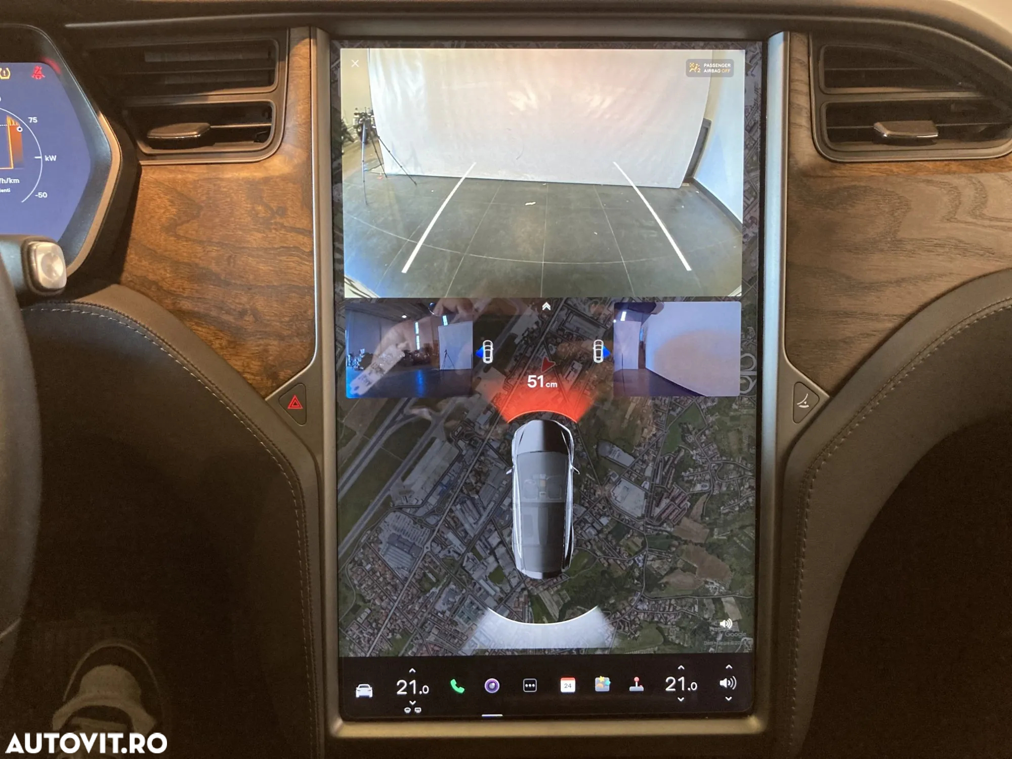 Tesla Model X - 9