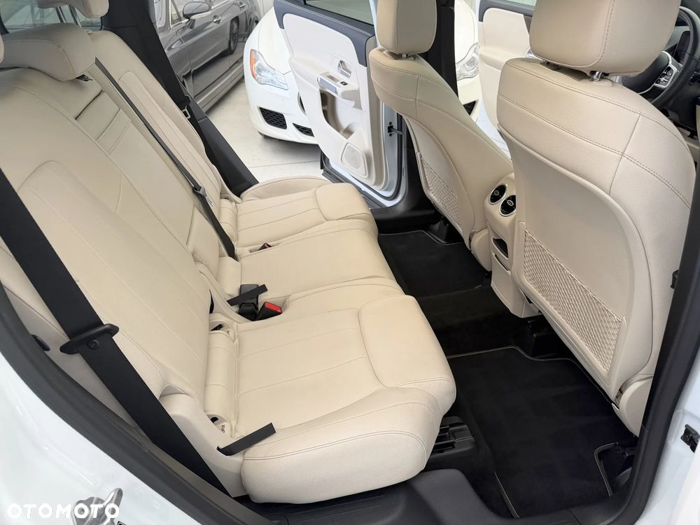 Mercedes-Benz GLB 250 8G-DCT Progressive - 9