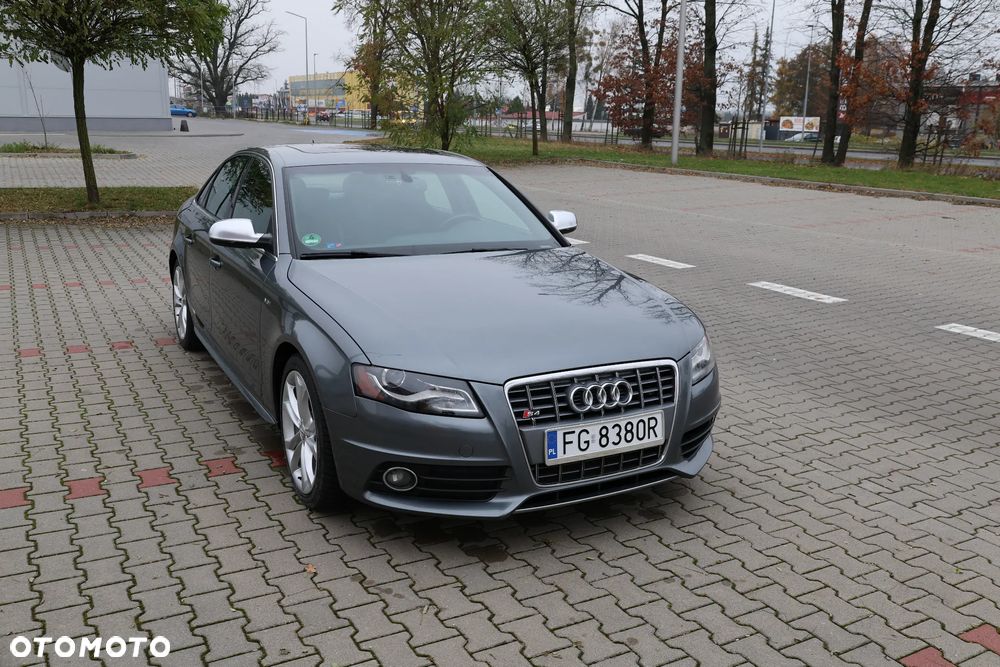 Audi S4 Limousine - 8