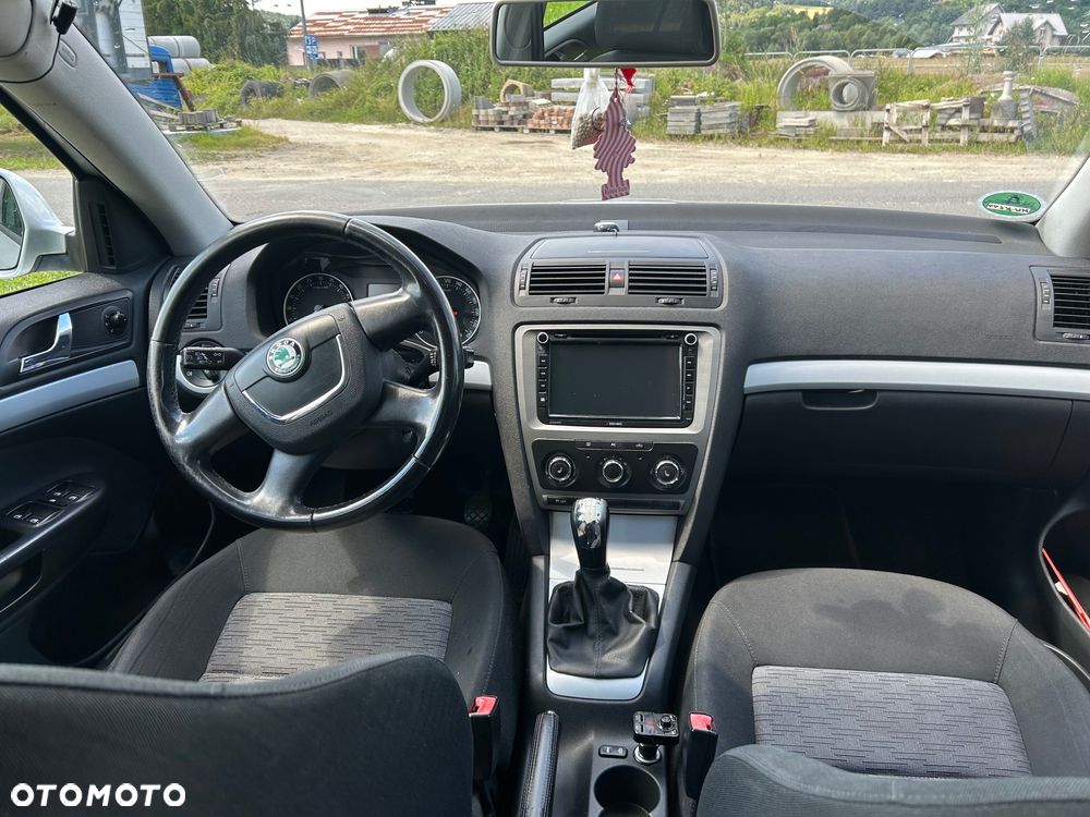 Skoda Octavia - 7