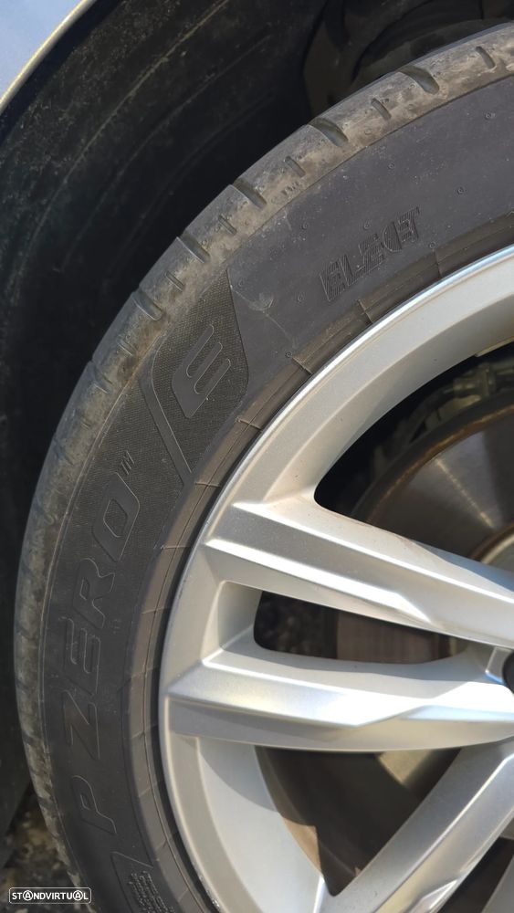 VW Passat Variant - 17