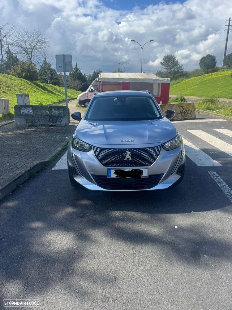 Peugeot e-2008 50 kWh Allure - 5