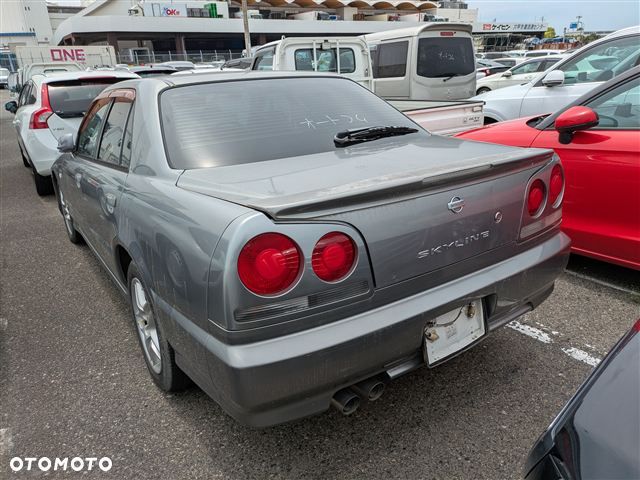 Nissan Skyline - 7