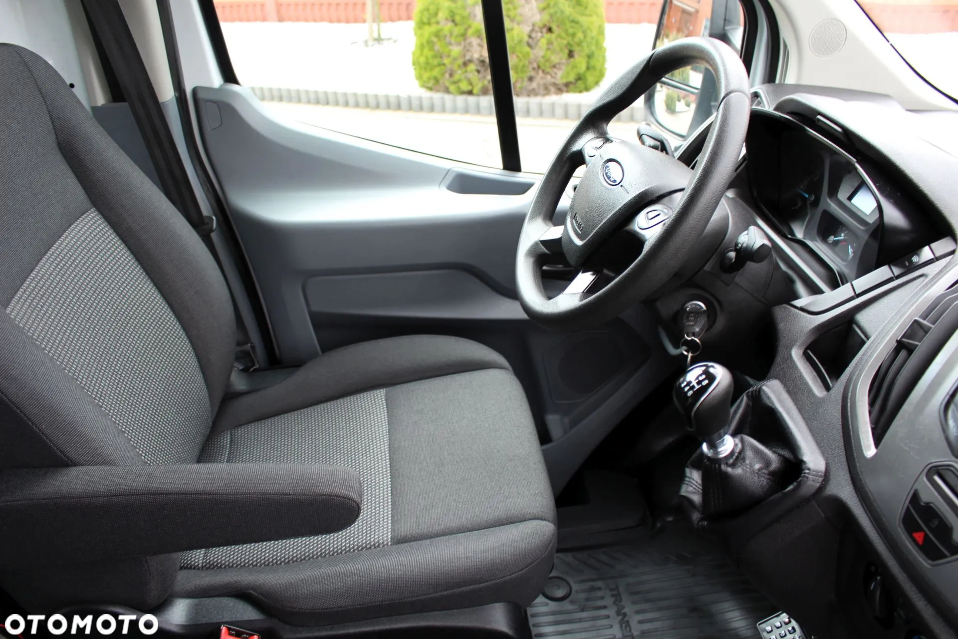 Ford TRANSIT / CHŁODNIA / IZOTERMA / POLSKI SALON / NISKI PRZEBIEG / JAK NOWY/ - 31