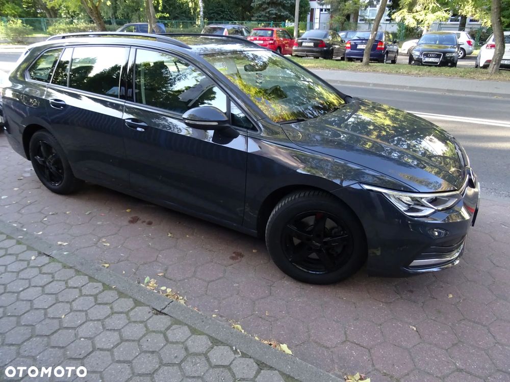 Volkswagen Golf VIII 2.0 TDI Life - 3