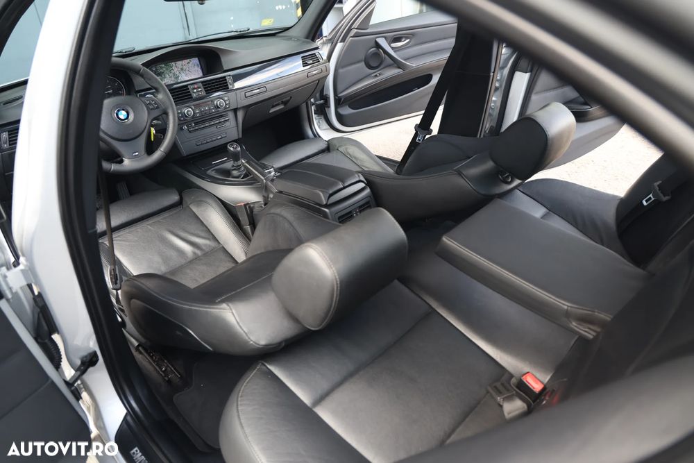 BMW Seria 3 320d - 8