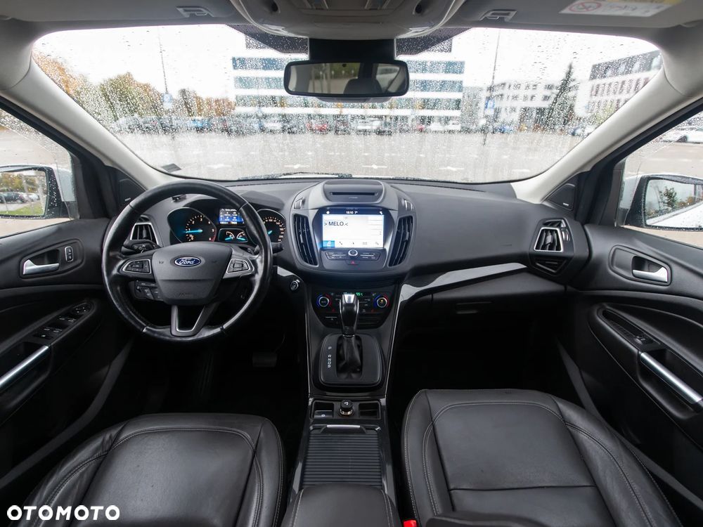 Ford Kuga 2.0 TDCi 4x4 Titanium - 27