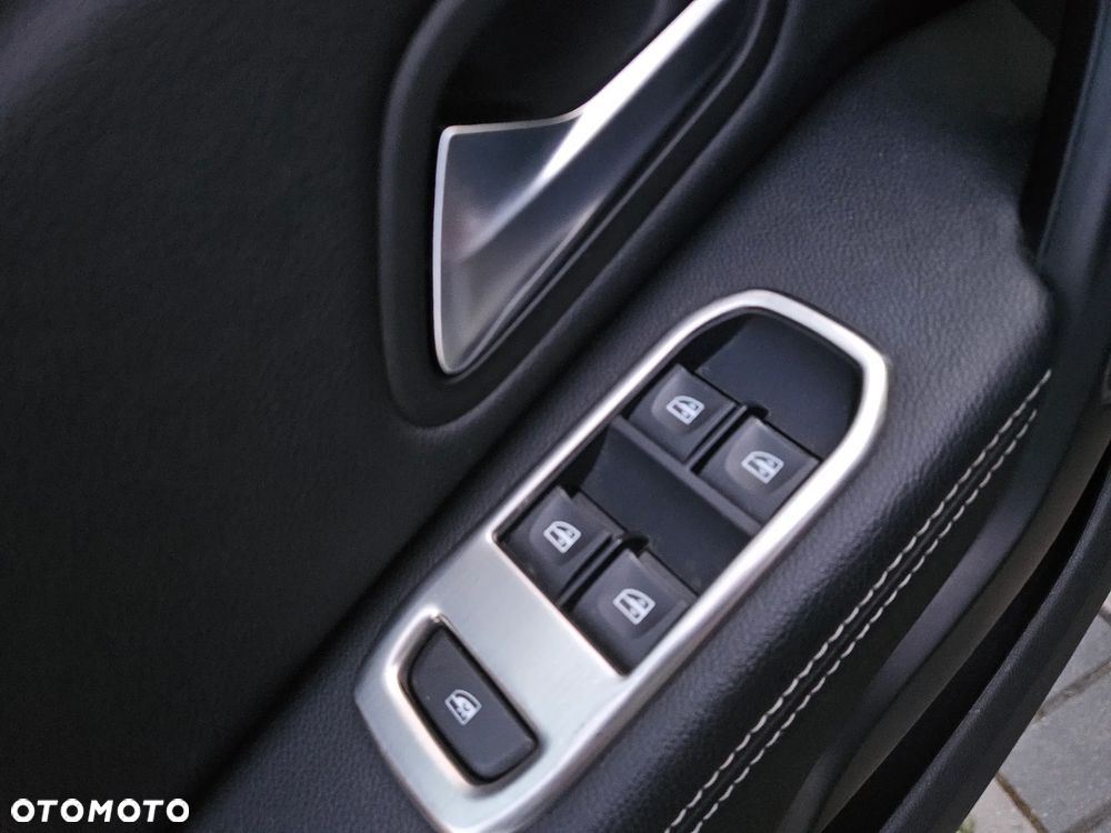 Dacia Duster TCe 125 4x2 Prestige - 27