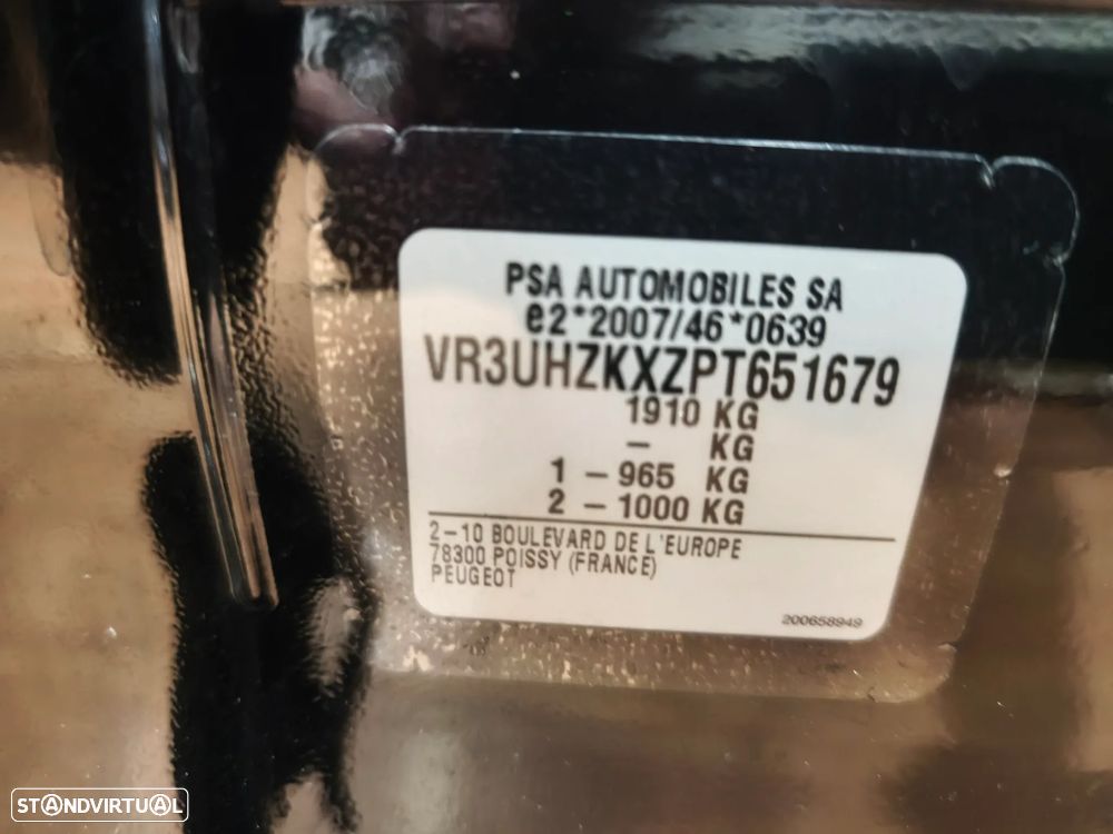 Peugeot e-208 E-Style - 54