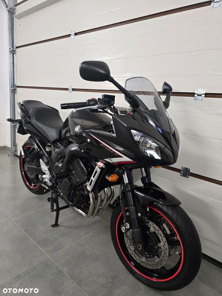 Yamaha FZ6 - 16