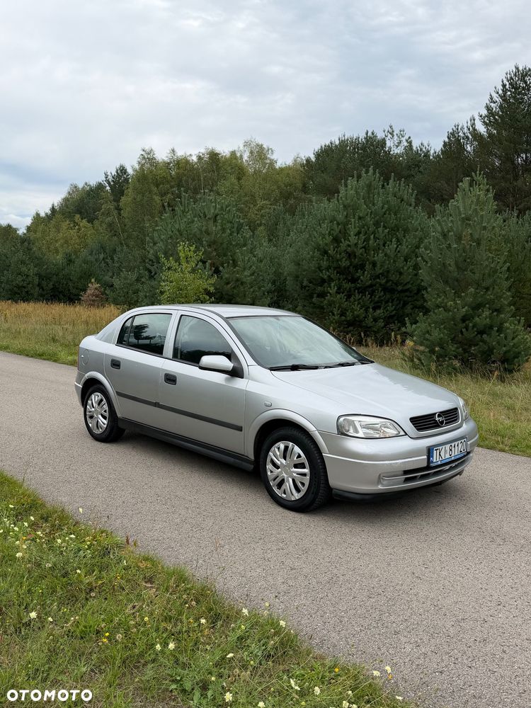 Opel Astra 1.6 GL / Start - 12