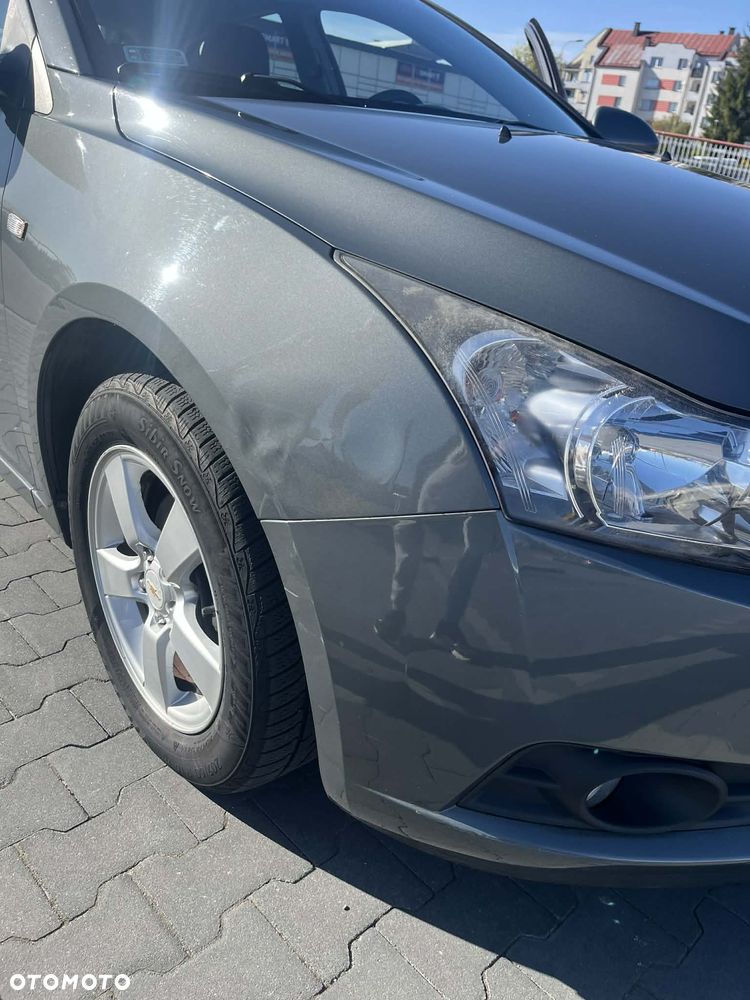 Chevrolet Cruze 1.6 LT - 13