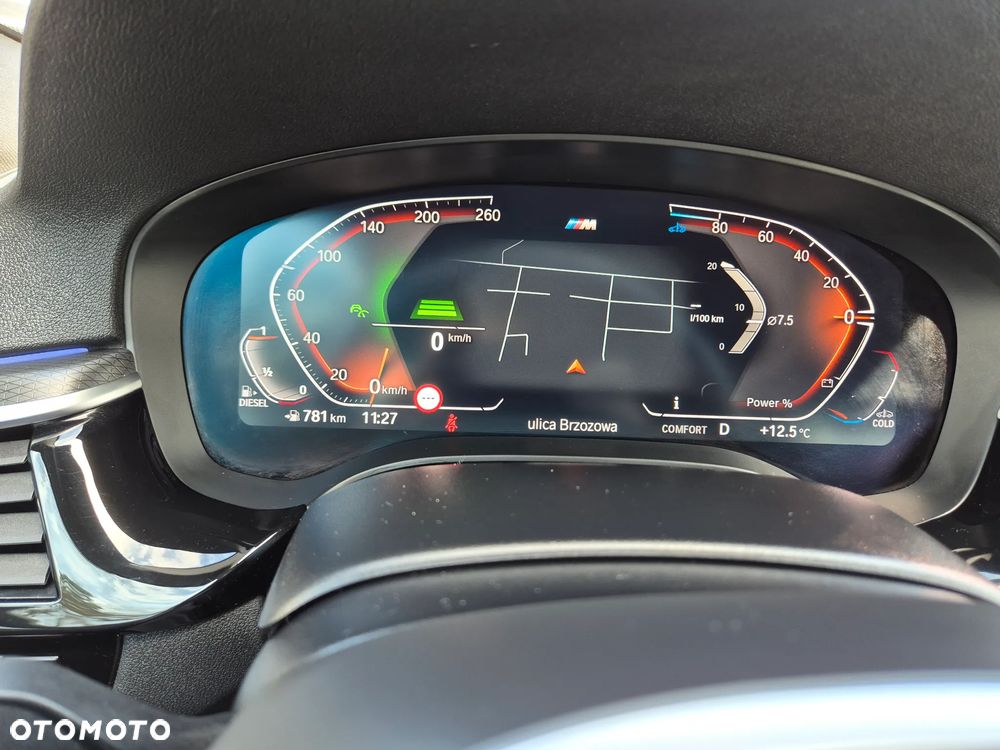 BMW Seria 5 520d M Sport - 12