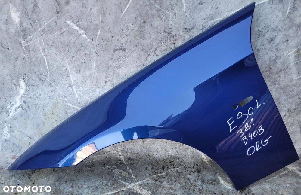 BŁOTNIK LEWY PRZÓD PRZEDNI BMW E90 E91 381 LEMANS BLAU ORG LAKIER B408