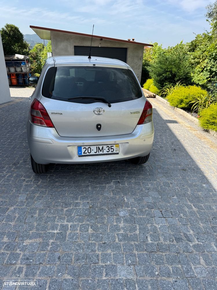 Toyota Yaris 1.4 D-4D Comfort+AC+VSC - 17