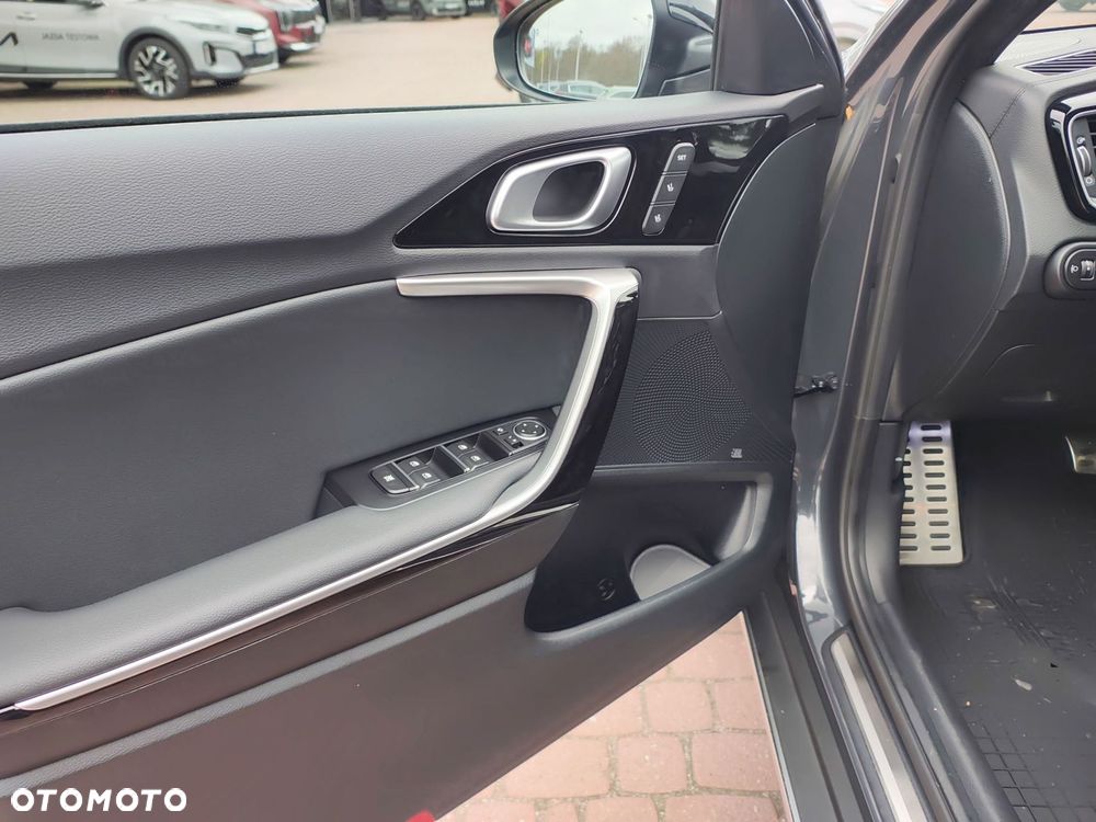 Kia XCeed 1.5 T-GDI Prestige Line DCT - 10