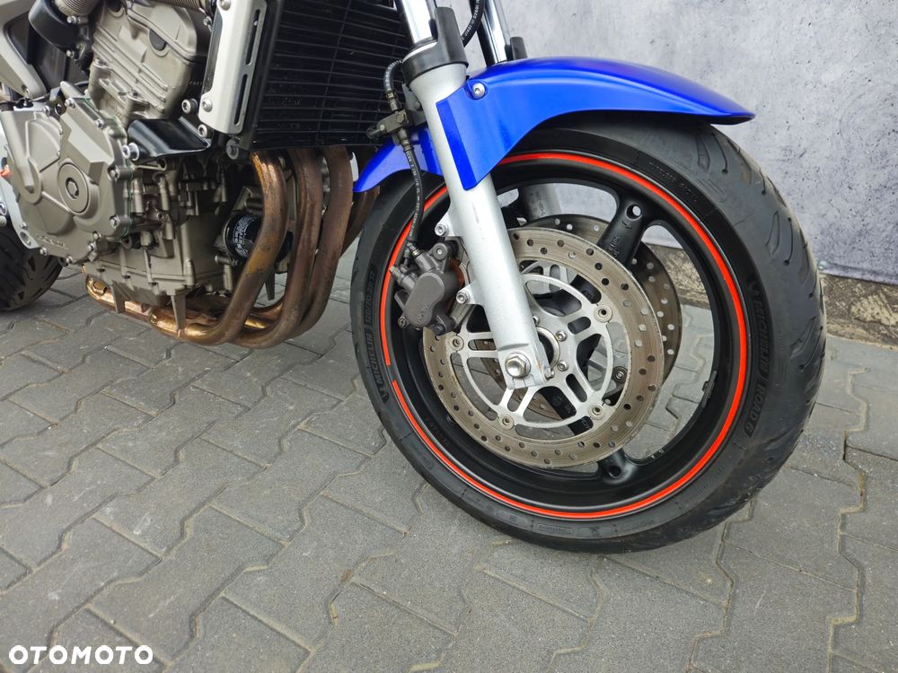Honda CB - 16