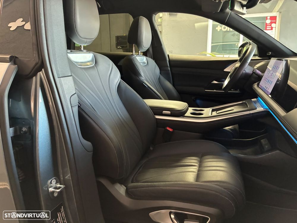 Xpeng G9 78.2 kWh Standard Range - 43