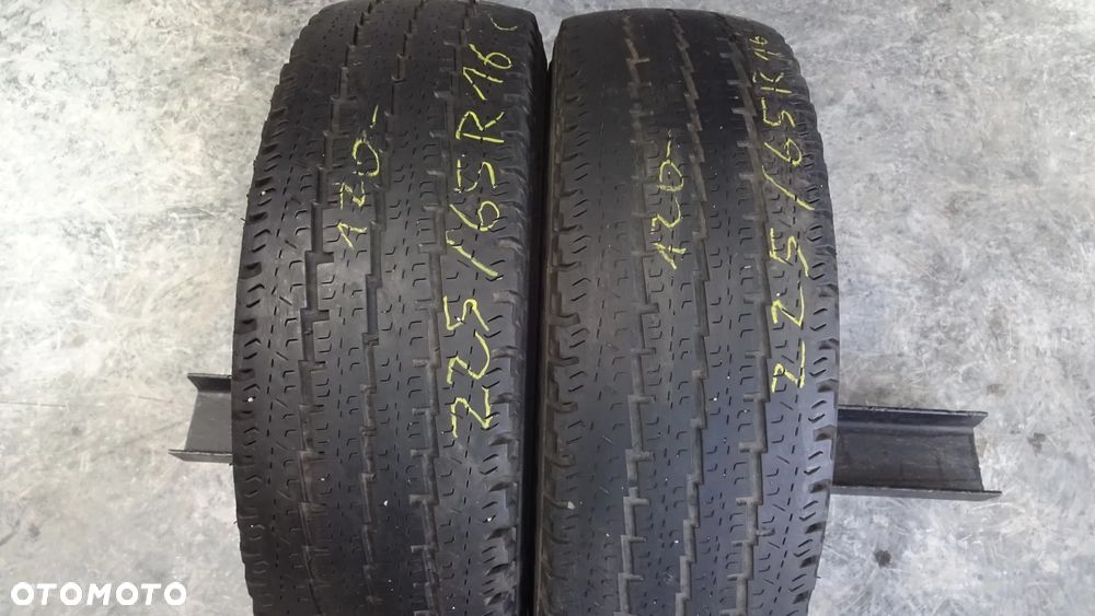 Opona letnia 2 szt. Michelin Agilis 81 225/65R16 112 T wzmocnienie (C) - 2