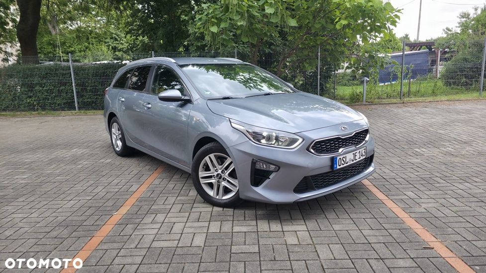 Kia Ceed 1.6 CRDi SCR L Business Line Plus DCT - 1