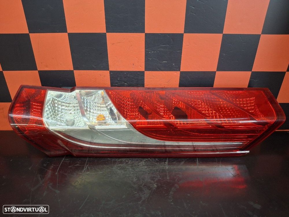 Farolim Stop Direito Iveco Daily Vi Caixa - 1