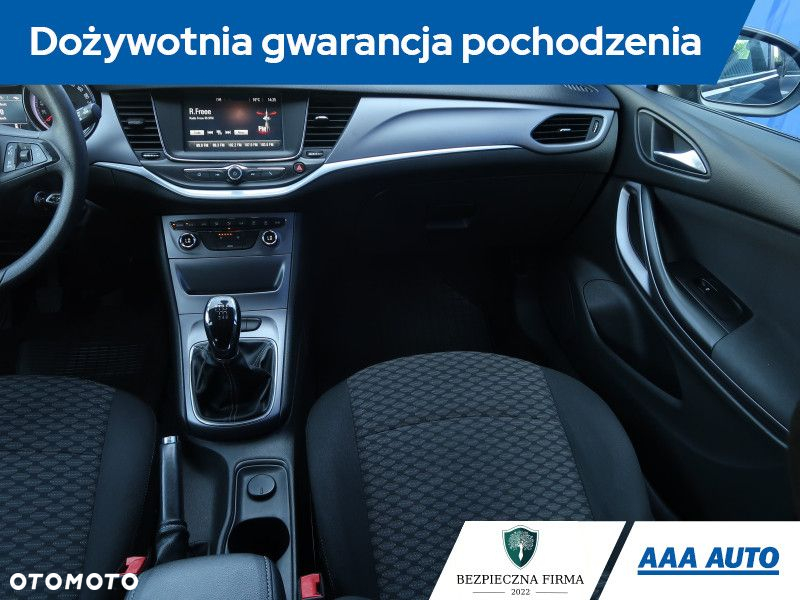 Opel Astra - 9