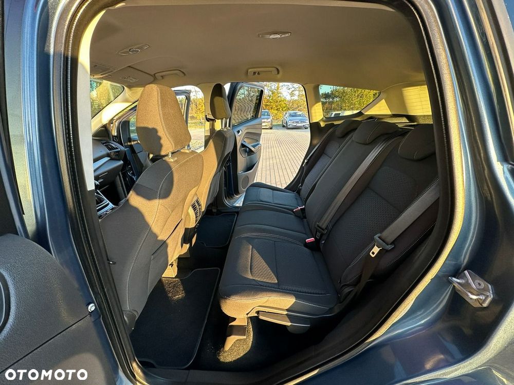 Ford Kuga 1.5 EcoBoost 2x4 Trend - 13