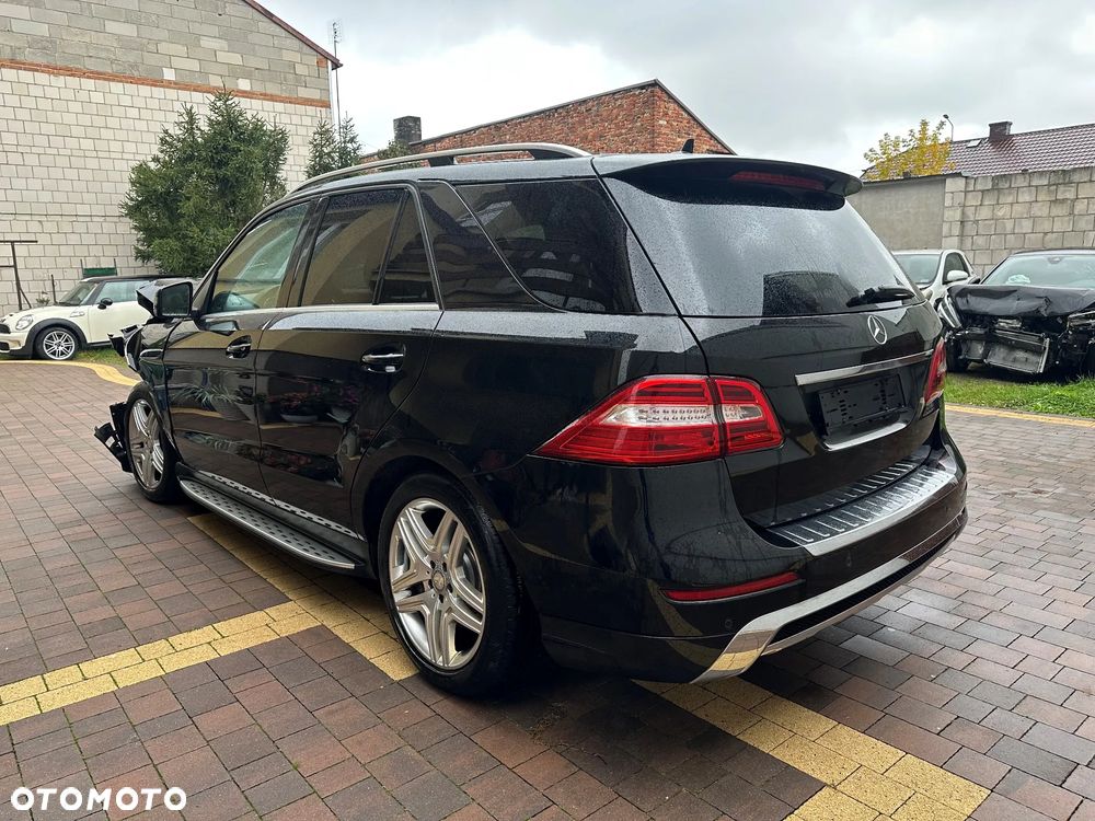 Mercedes-Benz ML 350 BlueTEC 4MATIC 7G-TRONIC - 11