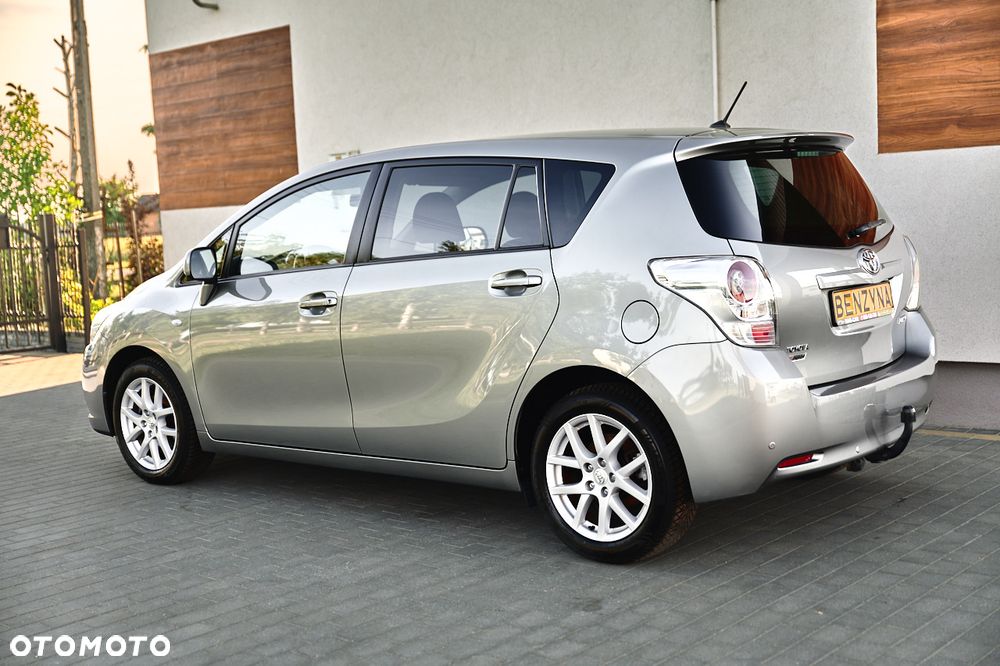 Toyota Verso 1.8 7-Sitzer Skyview Edition - 3