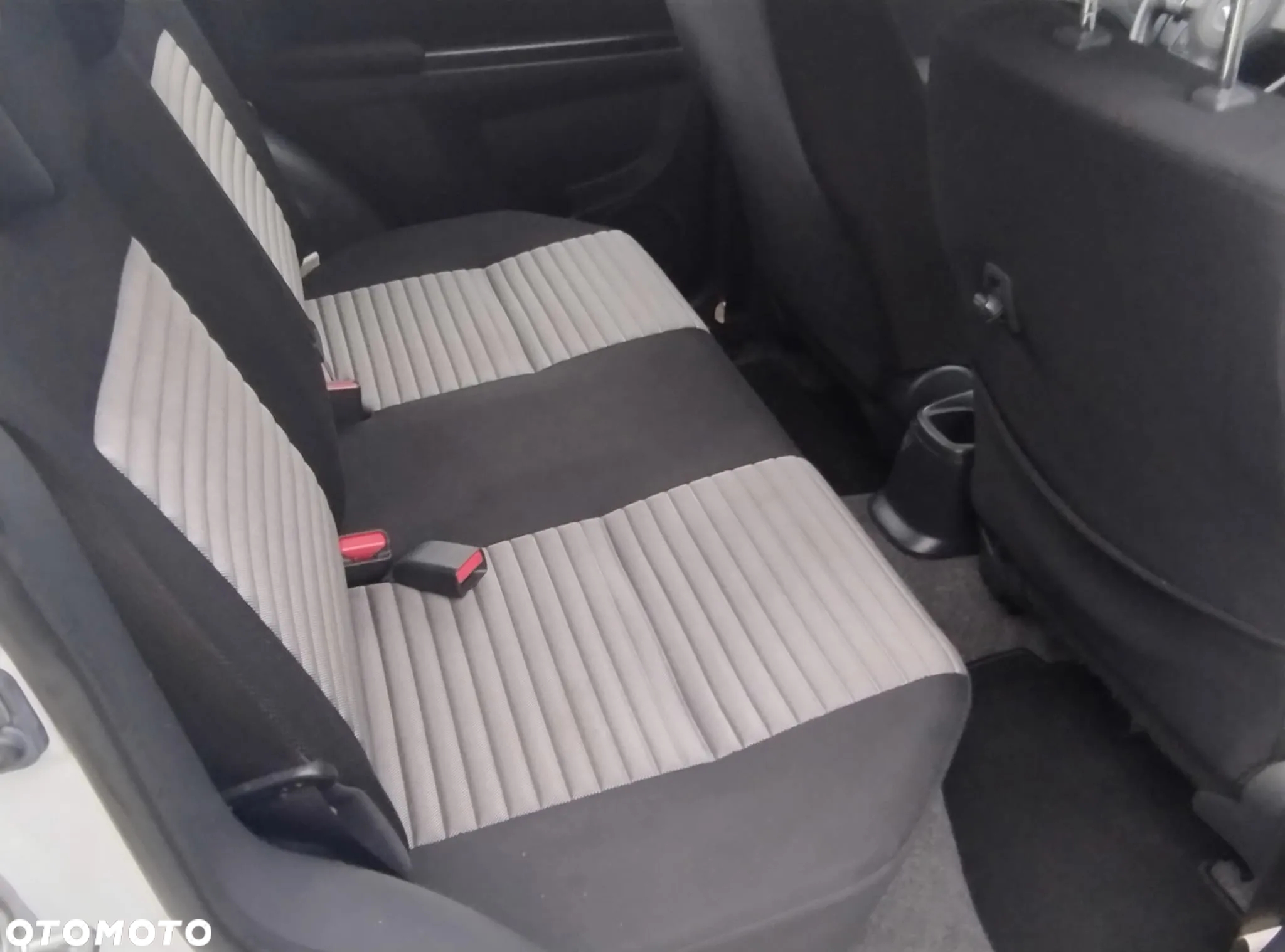 Suzuki SX4 - 21