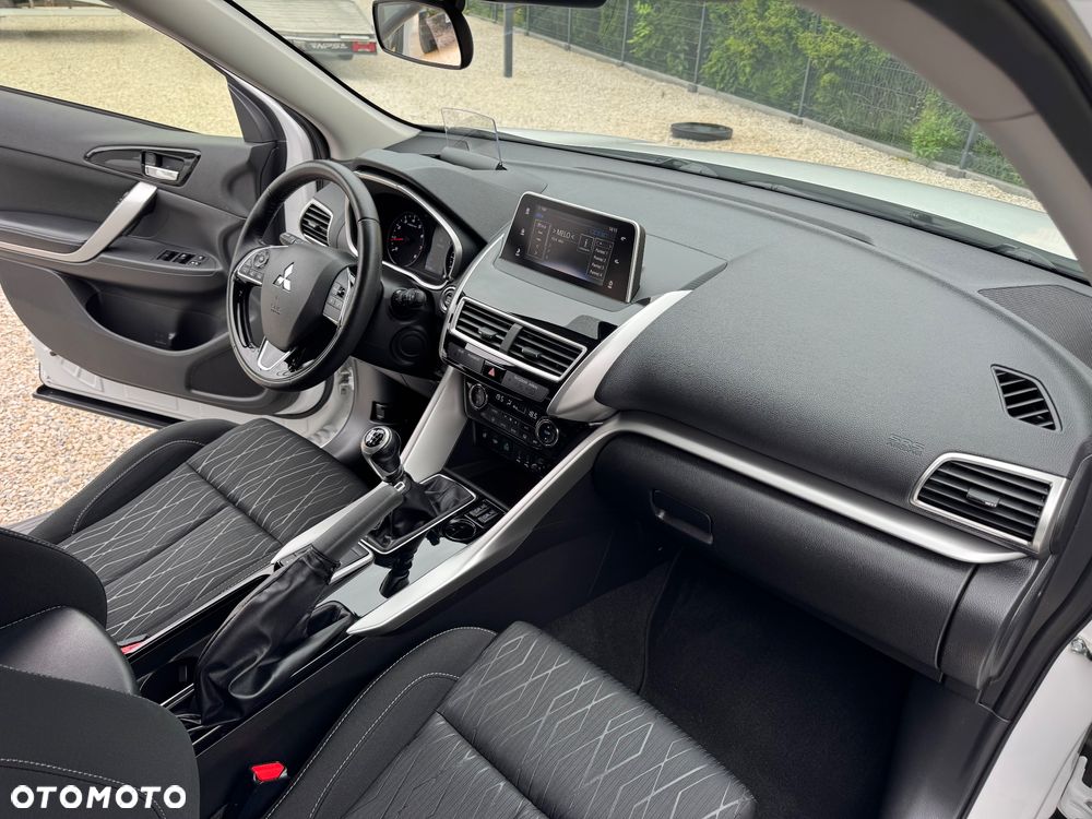 Mitsubishi Eclipse Cross 1.5 T-MIVEC (ClearTec) 2WD Top - 36