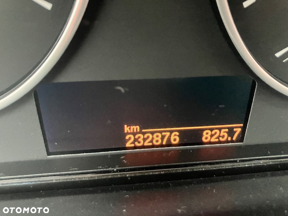 BMW Seria 3 316d Touring - 14