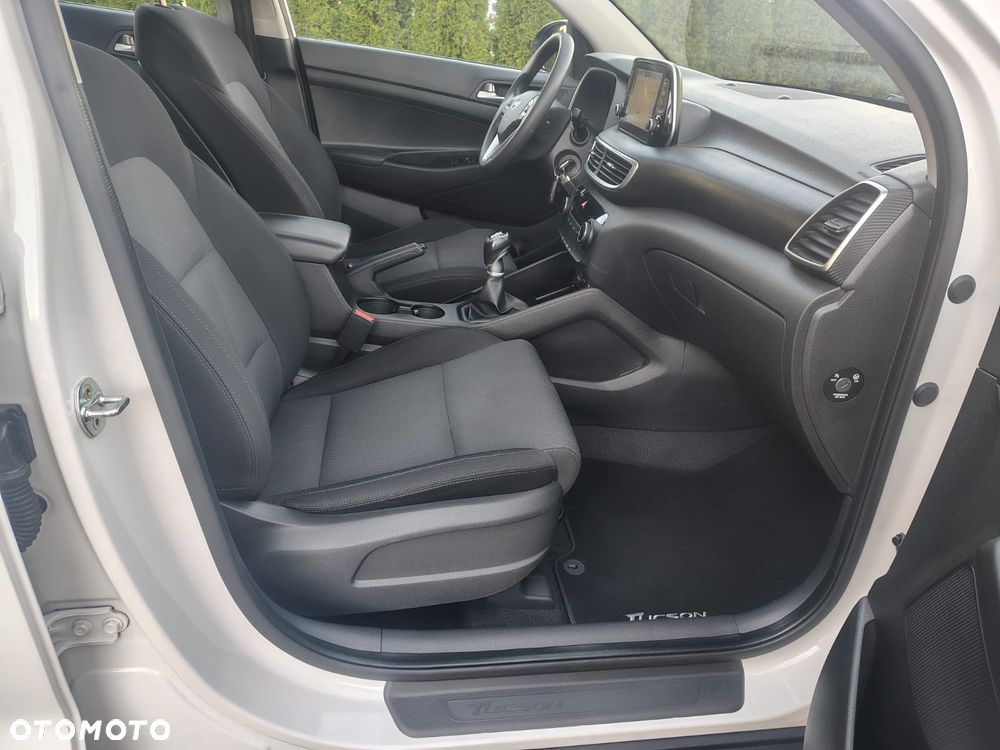 Hyundai Tucson 1.6 Turbo 2WD Navi - 13