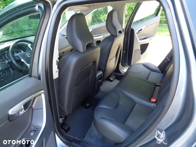 Volvo XC 60 D4 AWD Summum - 12