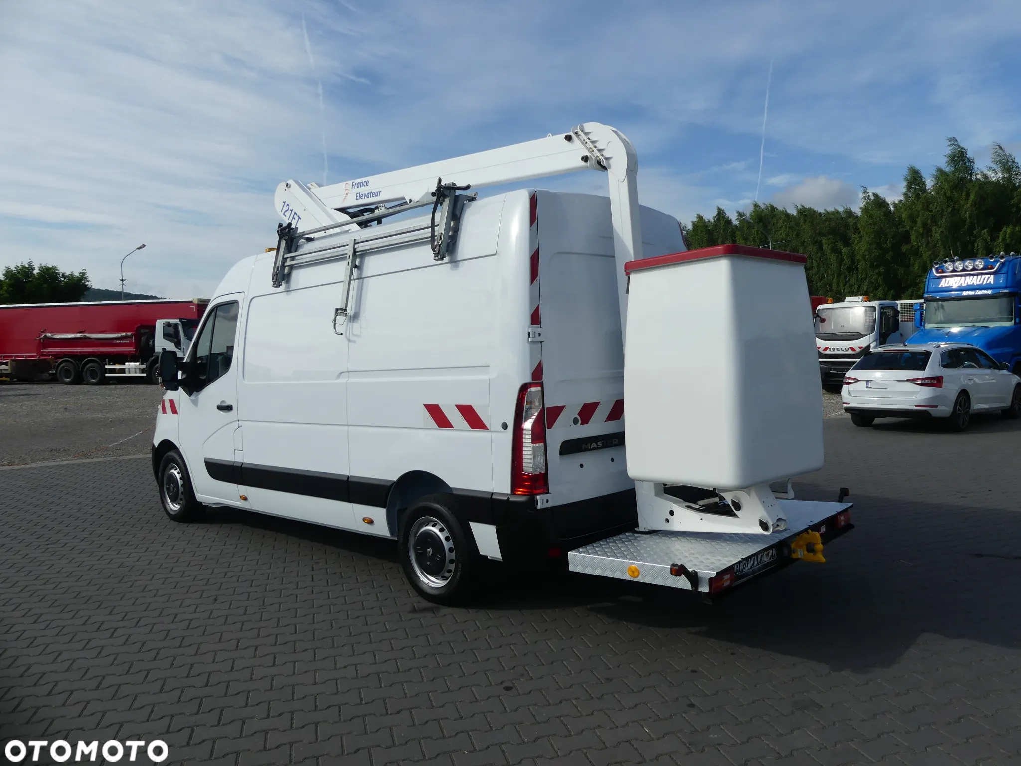 Renault MASTER / PODNOŚNIK KOSZOWY / ZWYŻKA 12M / - 8