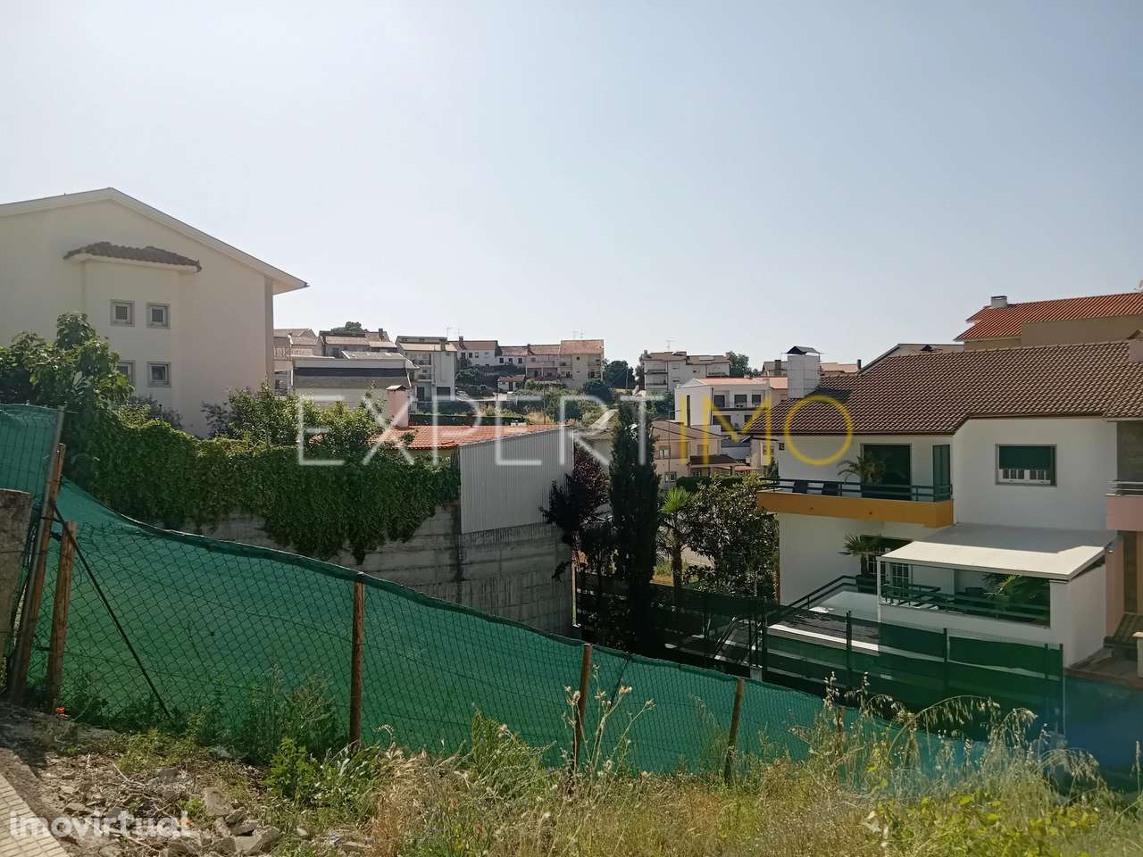 Terreno 300m² com Vista para o Castelo de Bragança - Grande imagem: 3/5