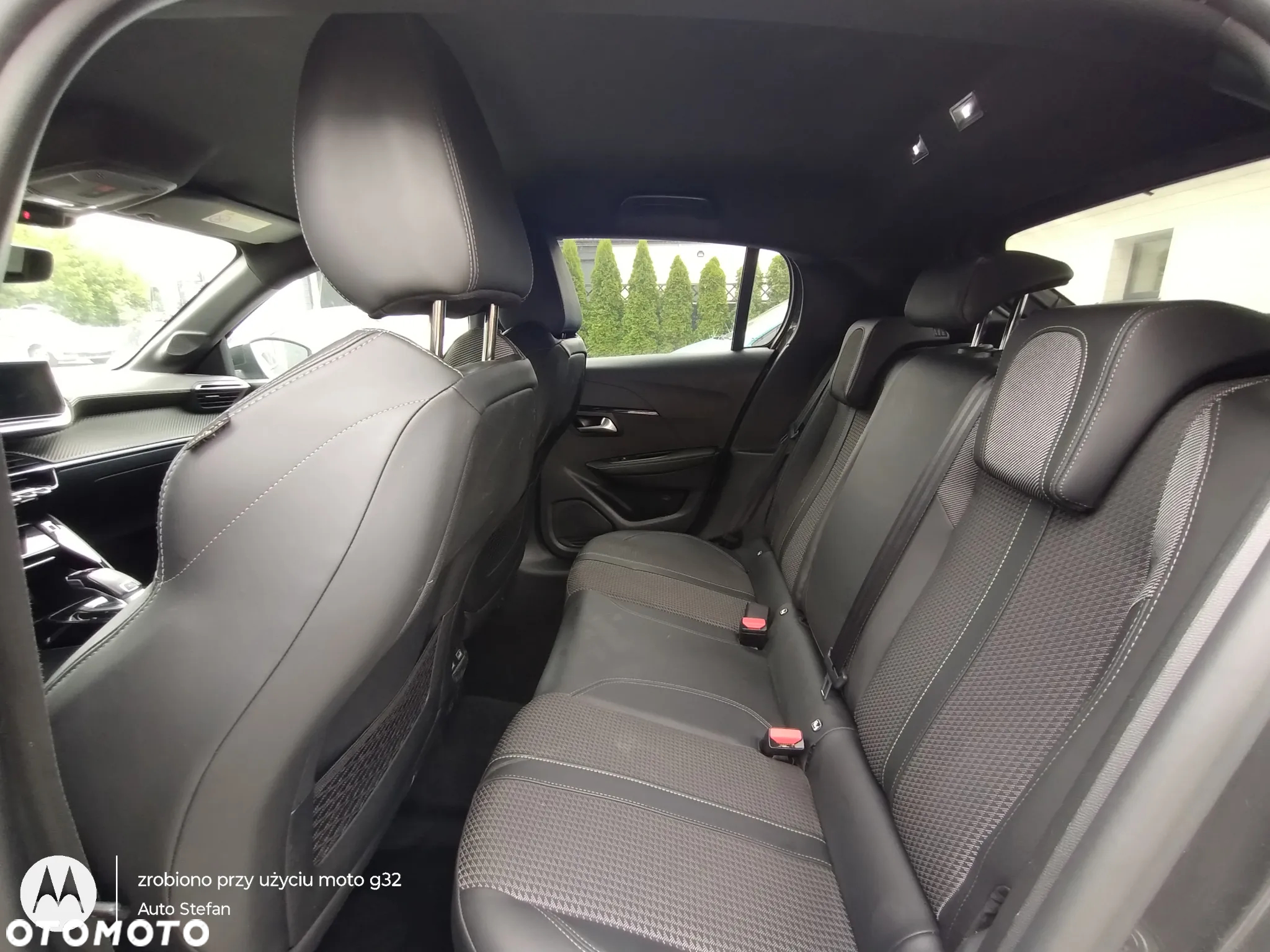 Peugeot 208 PureTech 100 EAT8 GT Pack - 19