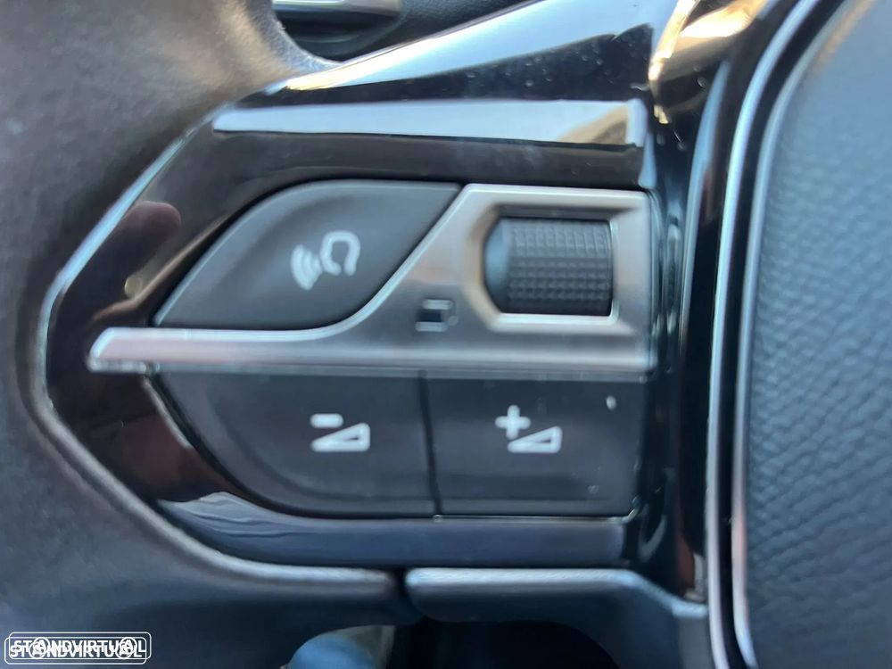 Peugeot 3008 1.5 BlueHDi Active - 25