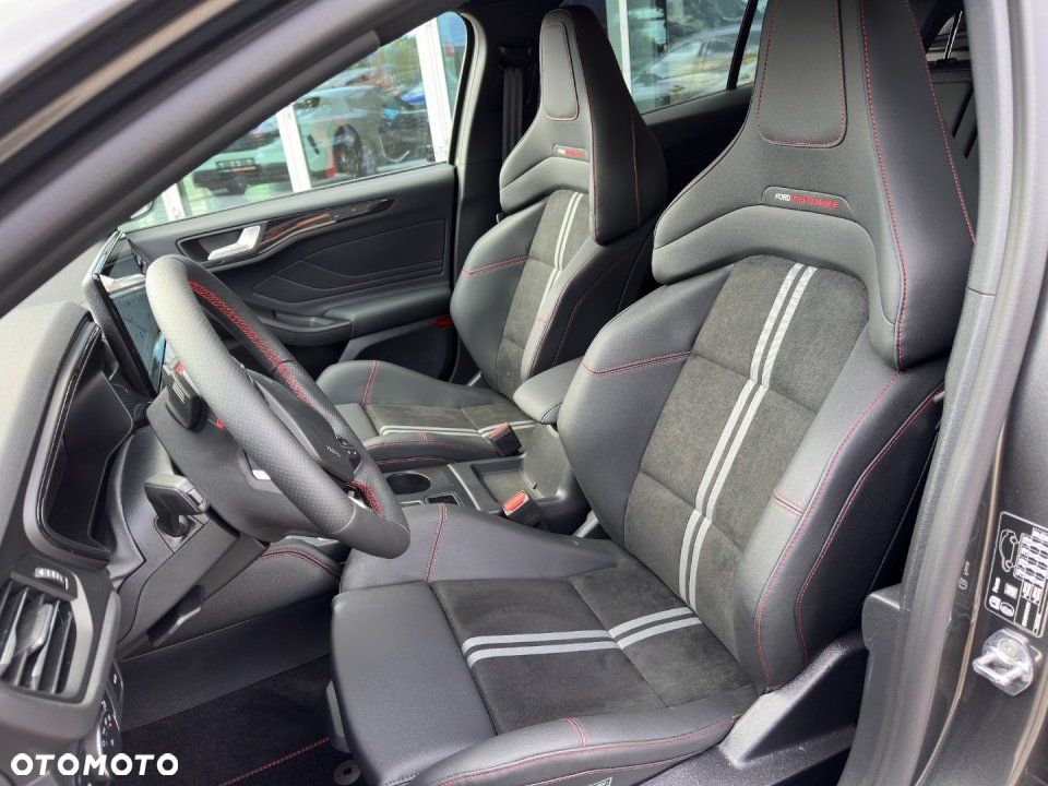 Ford Focus - 11