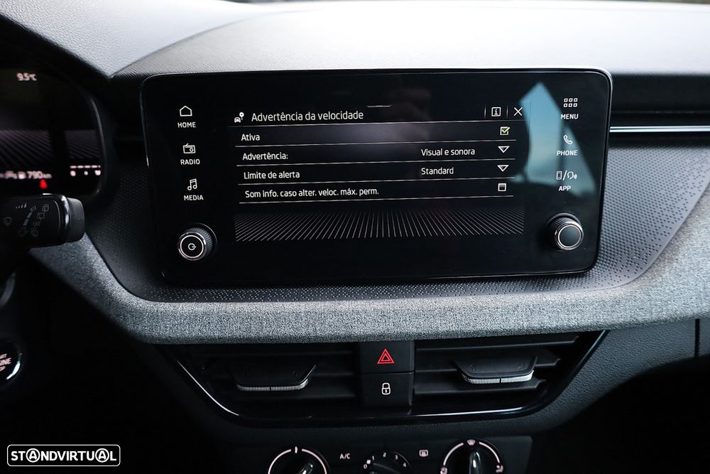 Skoda Kamiq 1.0 TSI DSG - 28