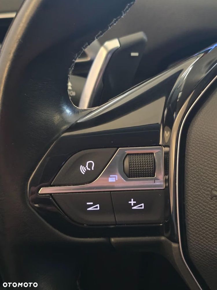 Peugeot 5008 PureTech 130 EAT8 Stop & Start Allure - 19