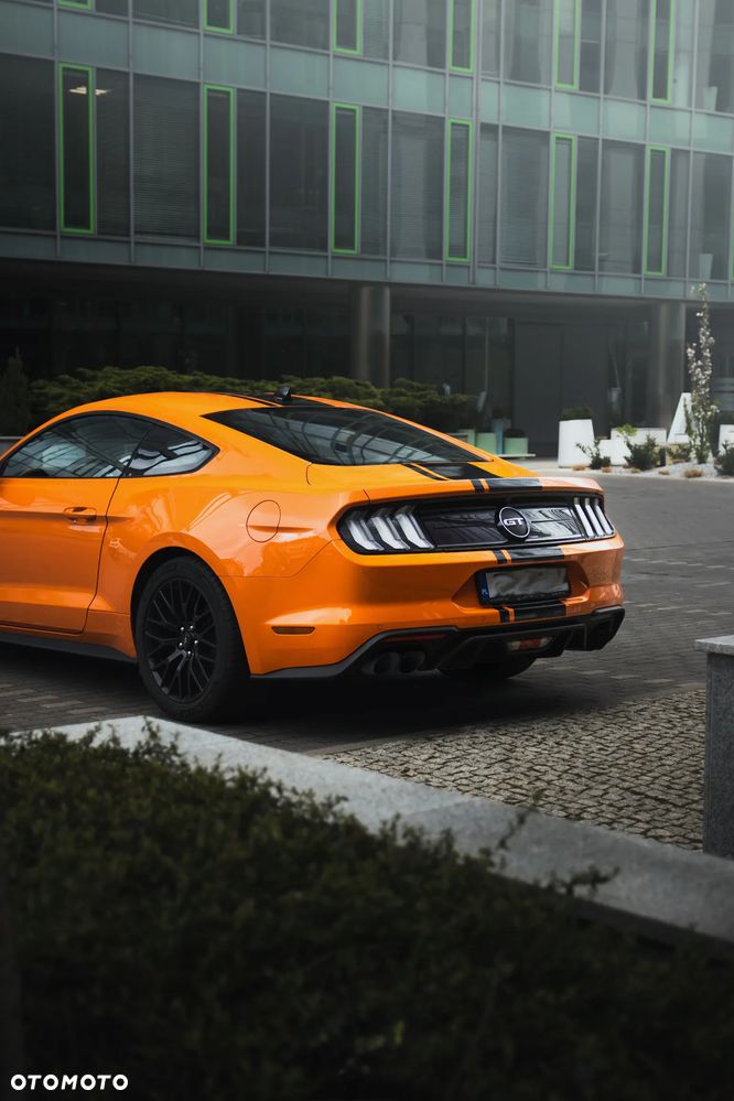 Ford Mustang - 17
