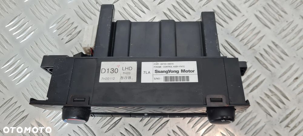 Ssangyong Actyon Panel Nawiewu Klimatyzacji - 4