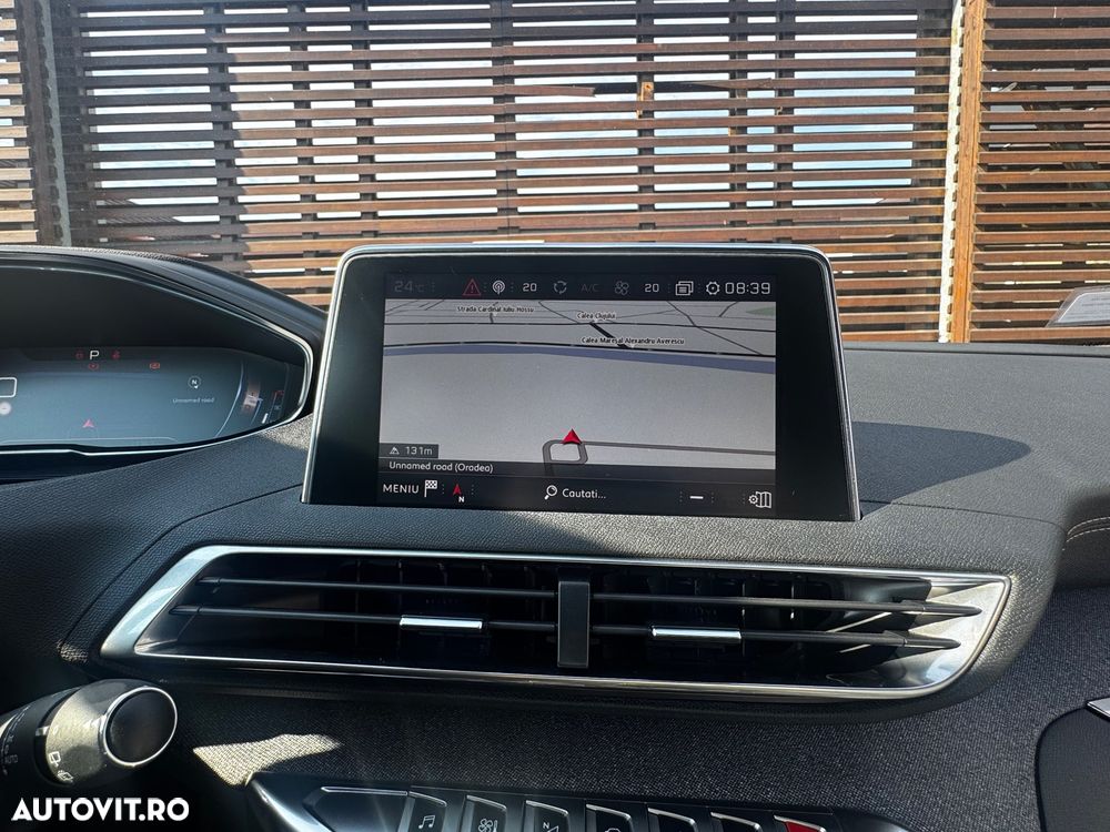 Peugeot 3008 1.2 PureTech 130 EAT8 GT - 26