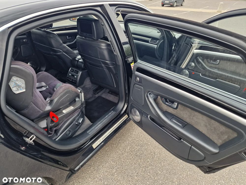 Audi A8 W12 quattro Langversion - 13